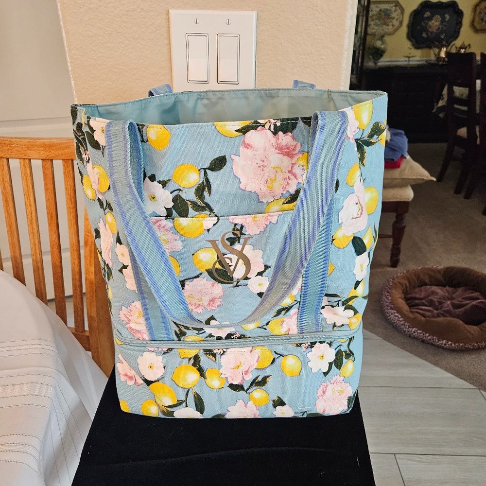 Brand New Victoria's Secret Cooler Tote with Bonus Coin Purse with Keychain